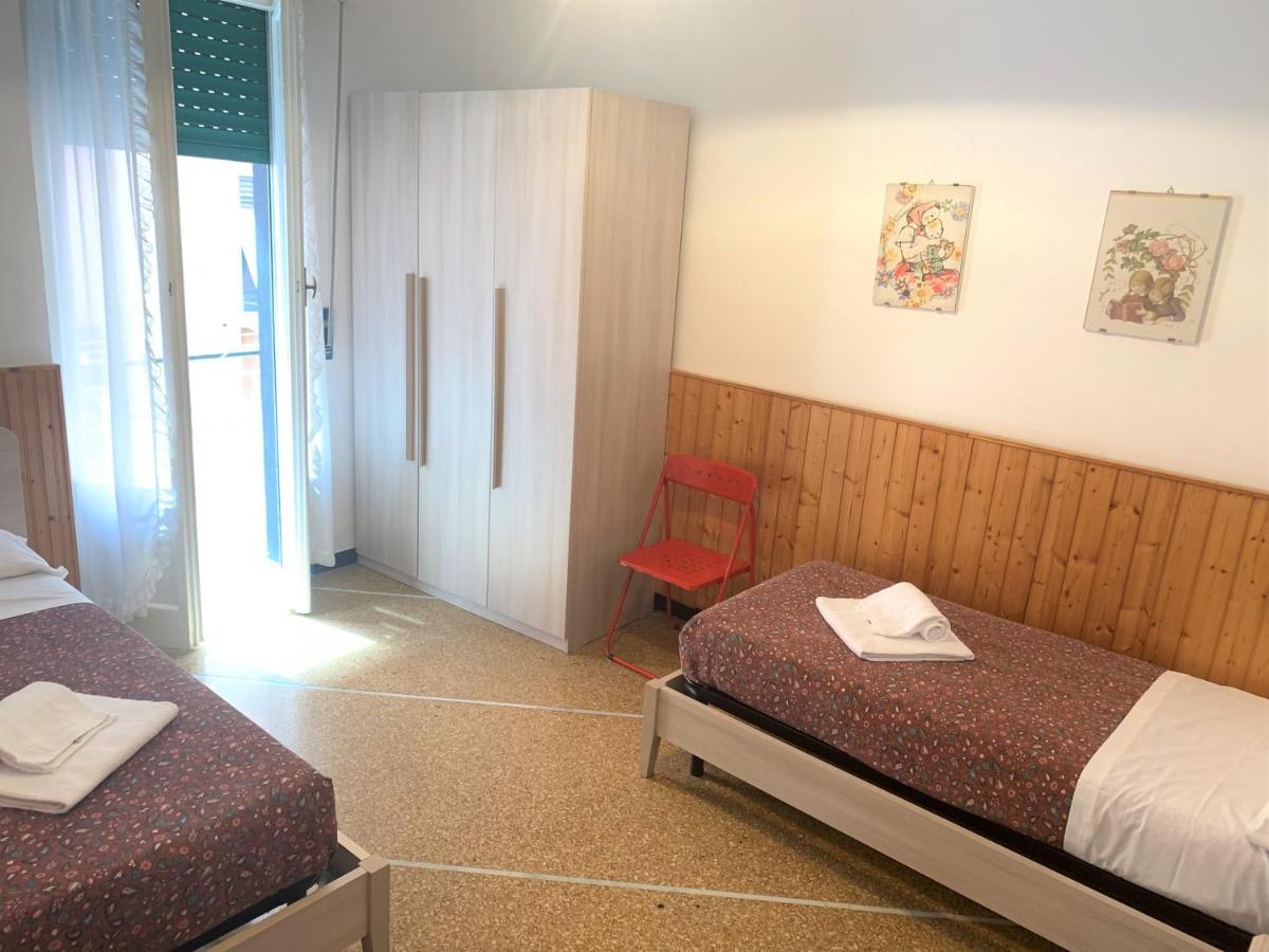 Marie Claire Apartment Levanto Bagian luar foto